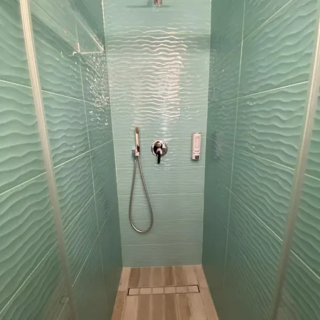 125metrisulmare 3 Sassineri Bed & Breakfast