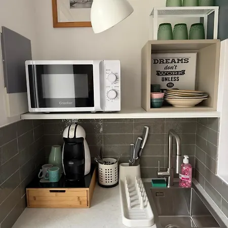 125metrisulmare 3 Sassineri 住宿加早餐酒店