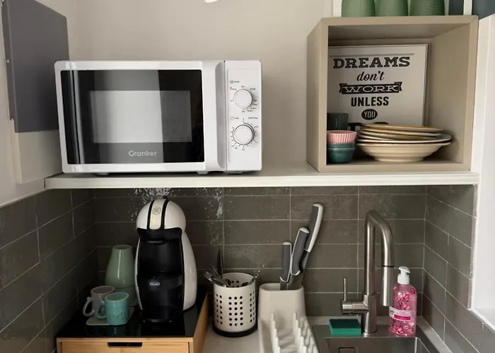 125metrisulmare 3 Sassineri 住宿加早餐酒店